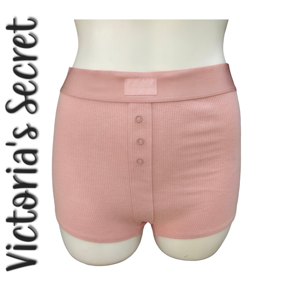 Victoria’s Secret PINK • Light Pink Ribbed Button Boyshorts • Medium